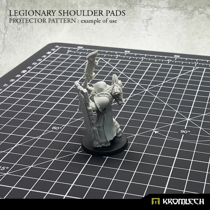 Legionary Shoulder Pads: Protector...